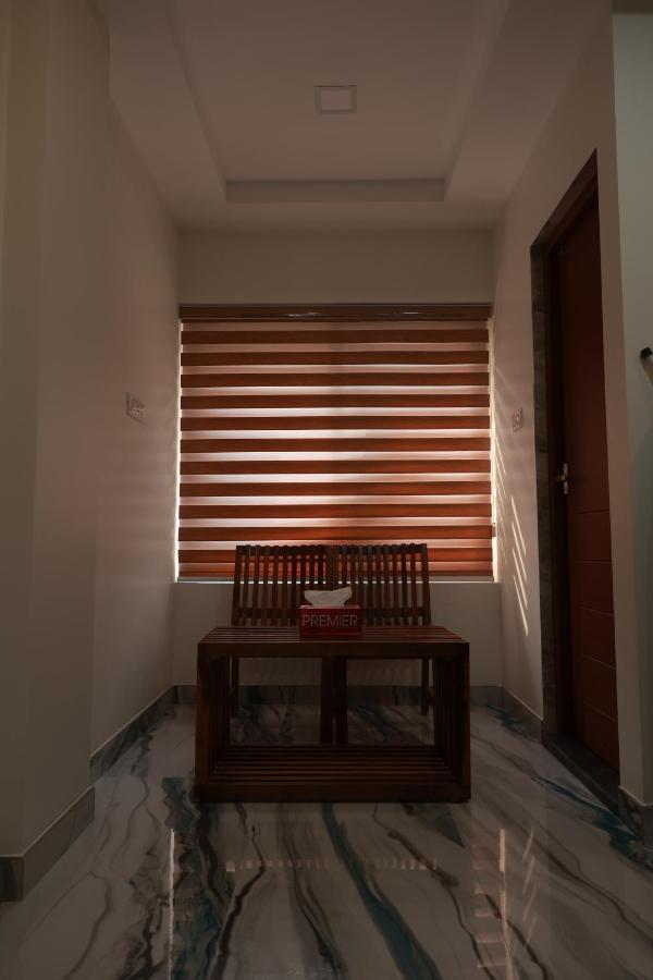 Hotel Delano Residency Kaliyal Exterior foto