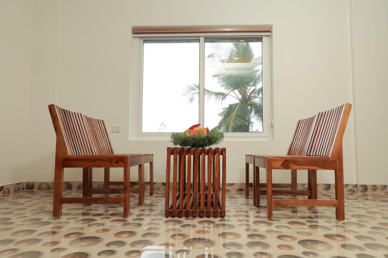 Hotel Delano Residency Kaliyal Exterior foto