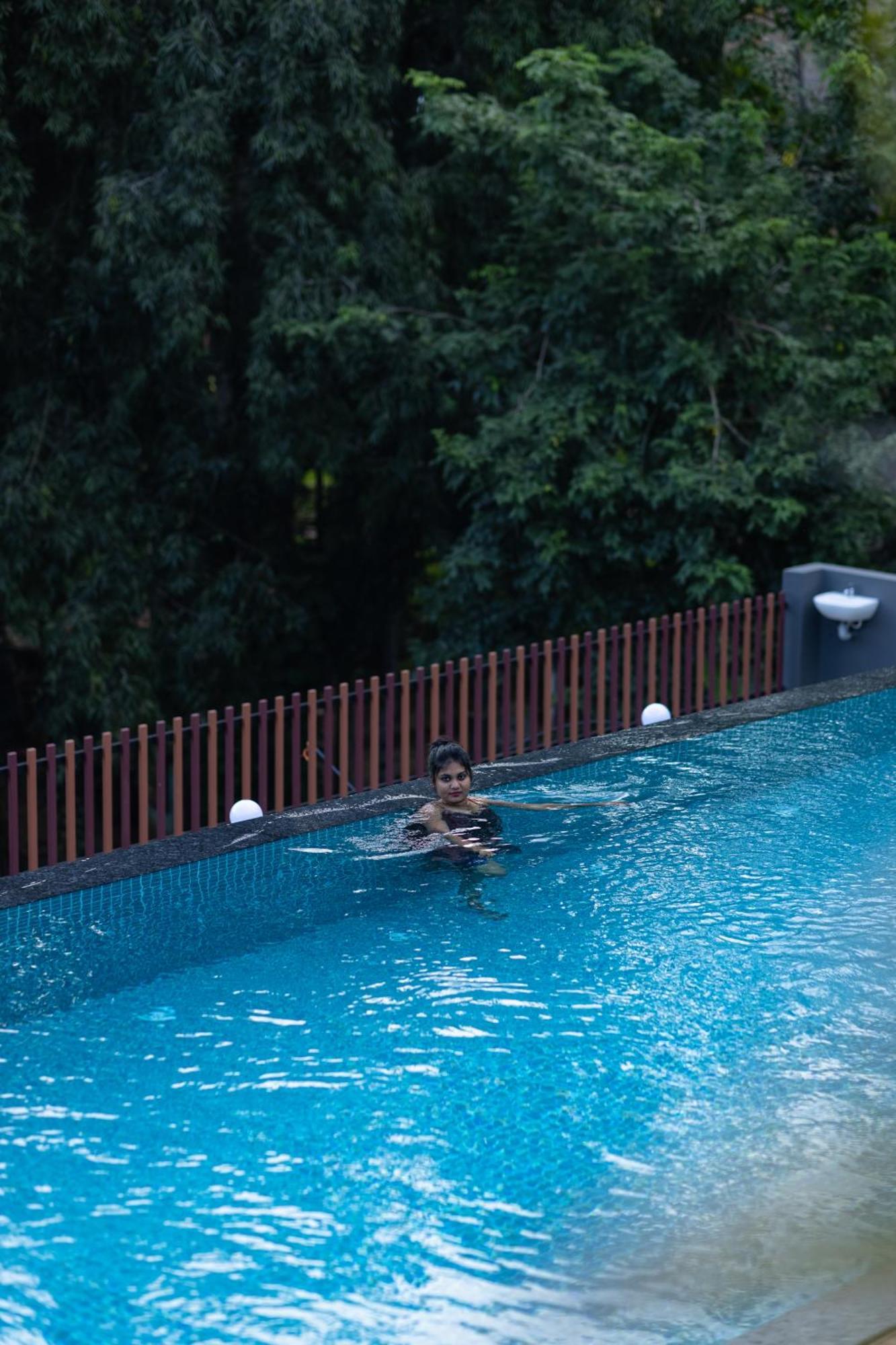 Hotel Delano Residency Kaliyal Exterior foto